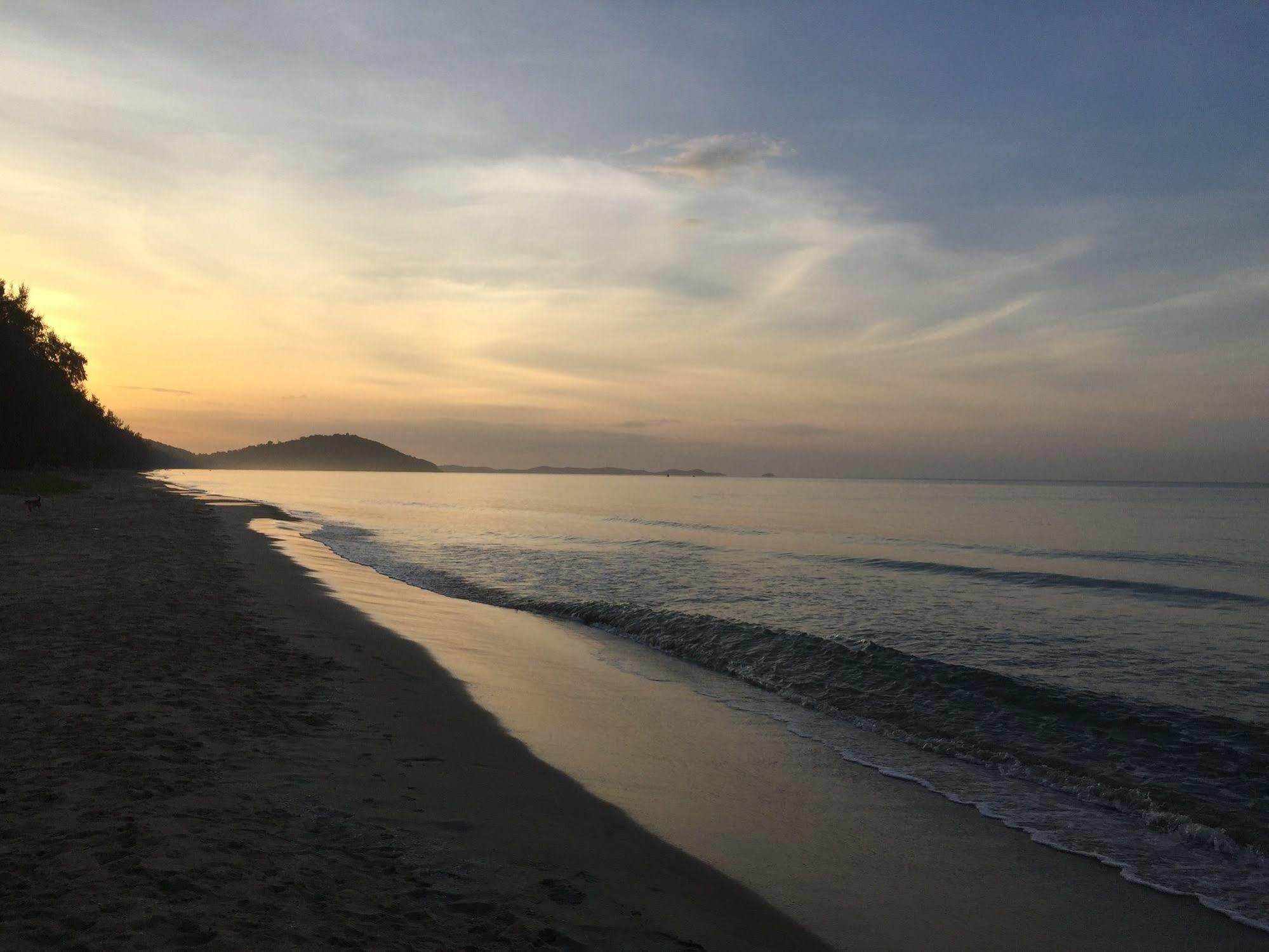 Tree Roots Retreat Hotel Rayong Luaran gambar