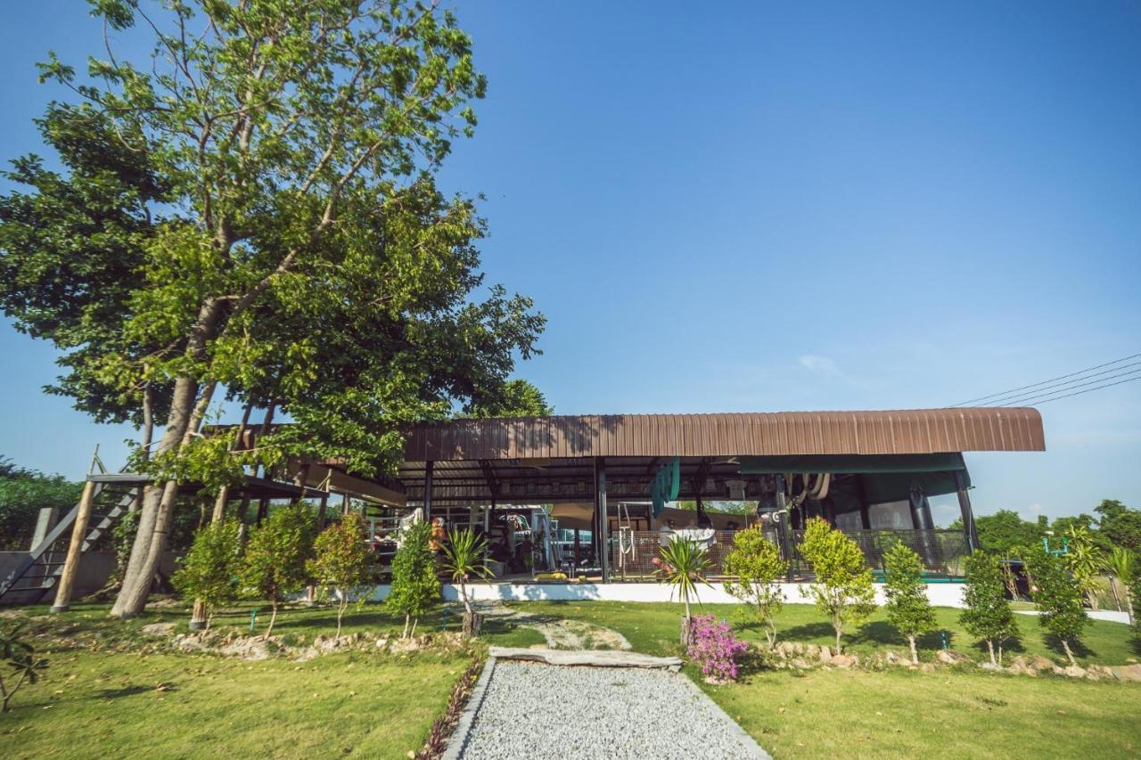 Tree Roots Retreat Hotel Rayong Luaran gambar